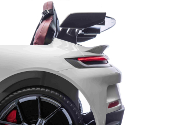 Kinderfahrzeug Kinderauto Porsche 911 GT3 24V 4x4 zwei Sitzer 800W Lithium-Batterie LED ORIGINALE Lizenz weiß